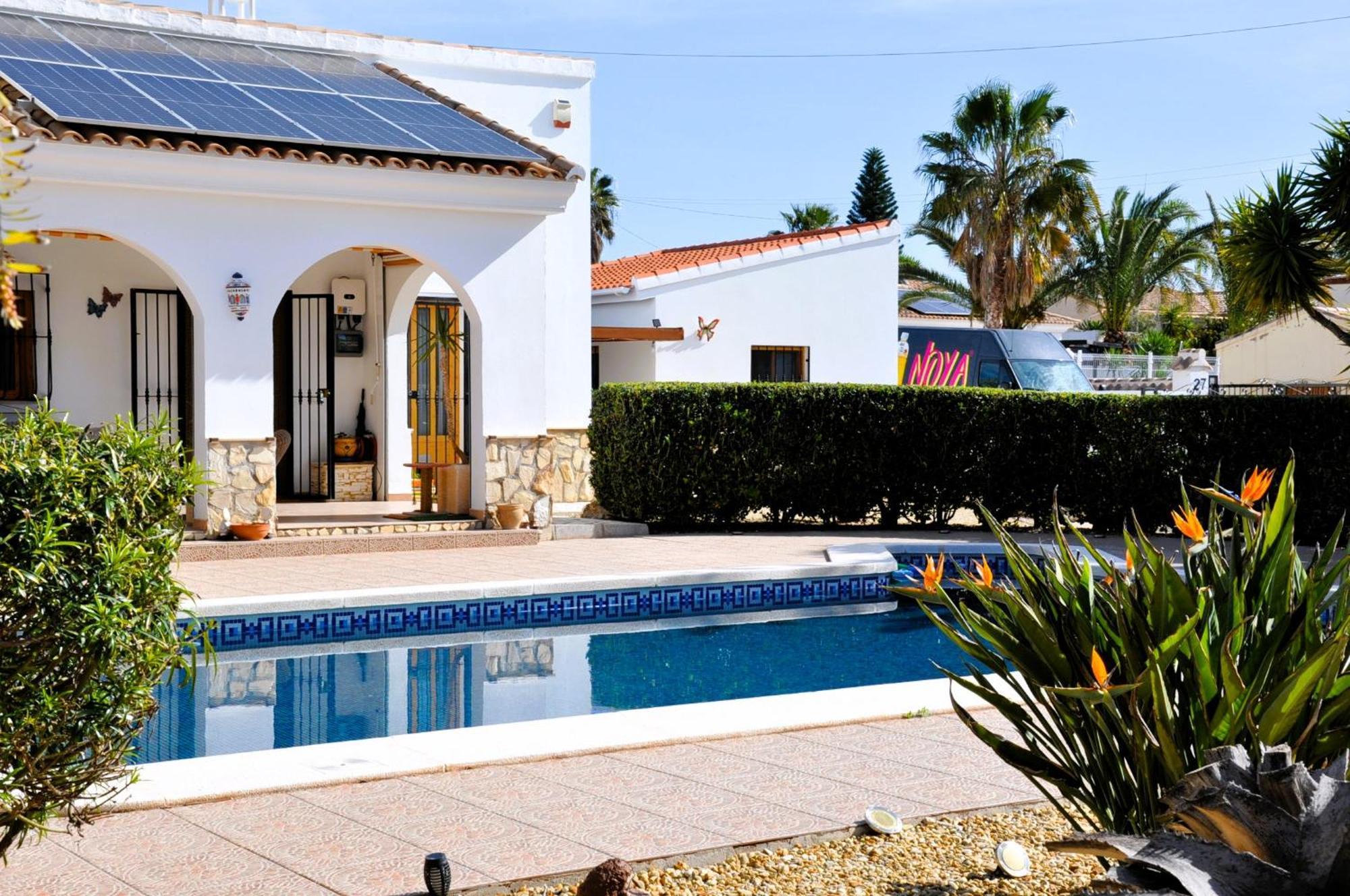 Casa Sol Y Luna Arboleas Exterior photo